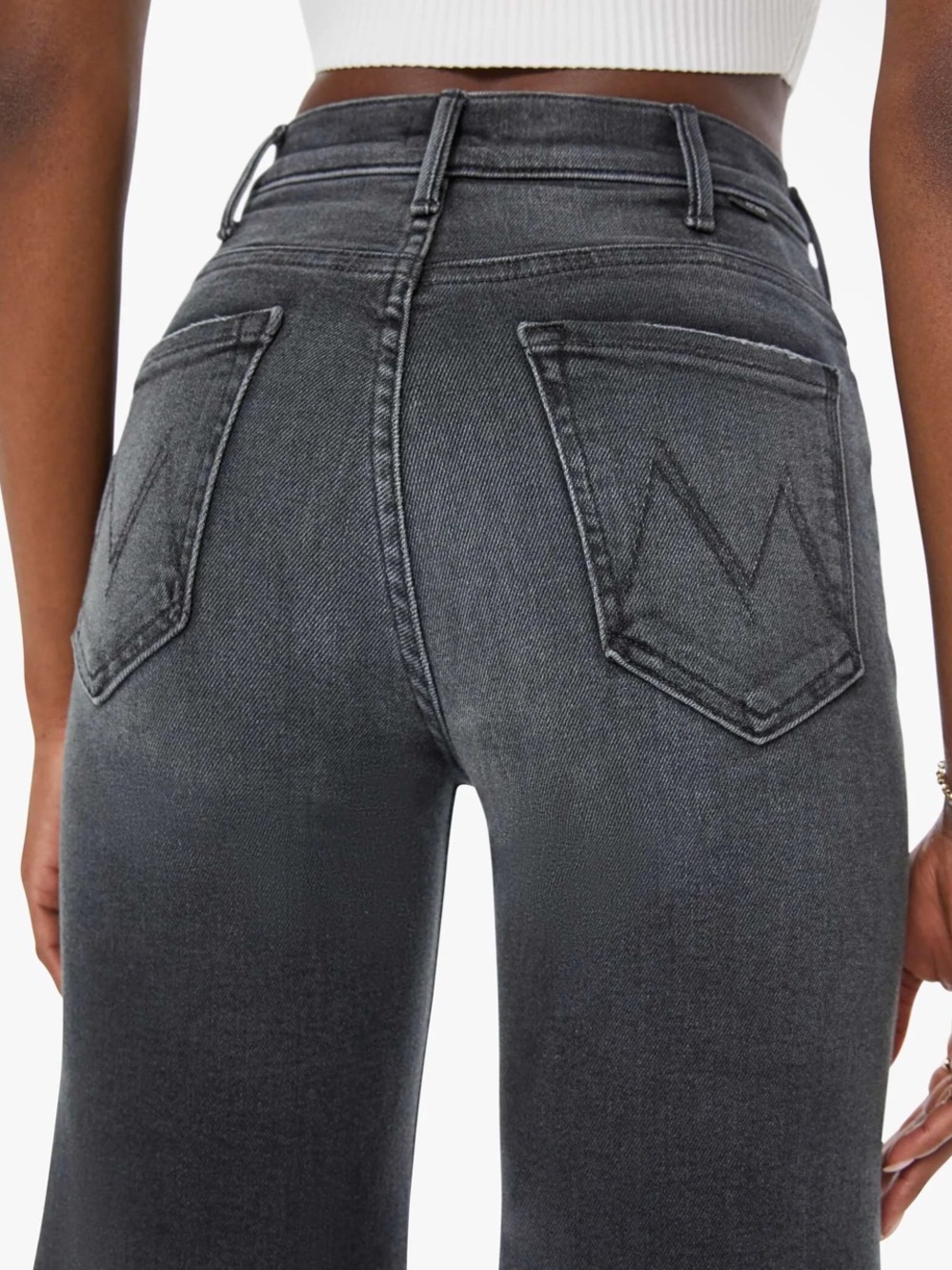 Mother The Hustler Roller Sneak Jeans in Not Today Satan Grey Black Wash Size 30 - Picture 2 of 10